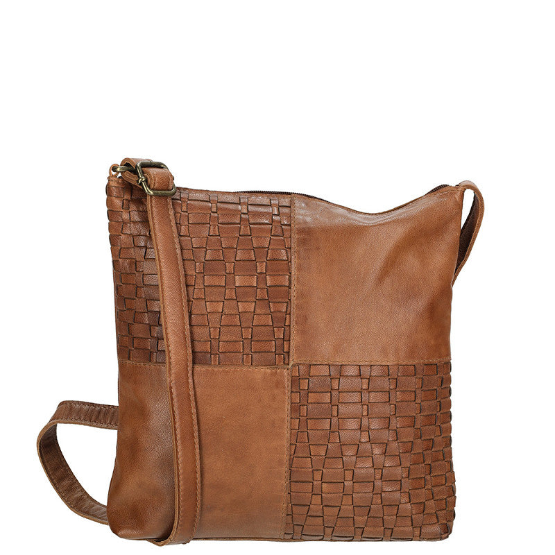 Sicily Crossbody Tas Cognac Leer Met Luxe Afwerking En Tijdloze Uitstraling 25 x 4 x 25,5 Cm