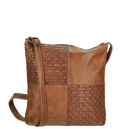 Sicily Crossbody Tas Cognac Leer Met Luxe Afwerking En Tijdloze Uitstraling 25 x 4 x 25,5 Cm