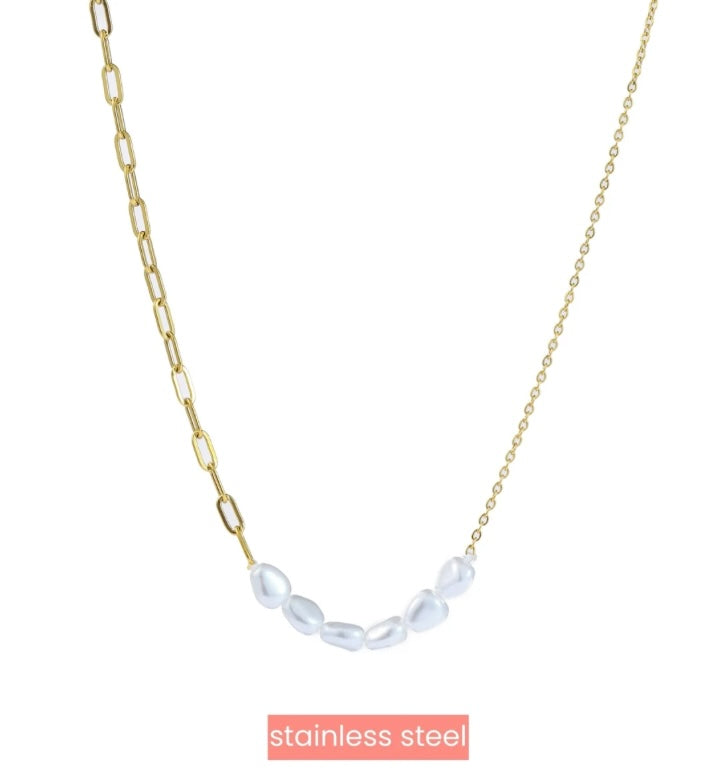Pearly Link Necklace - 14K