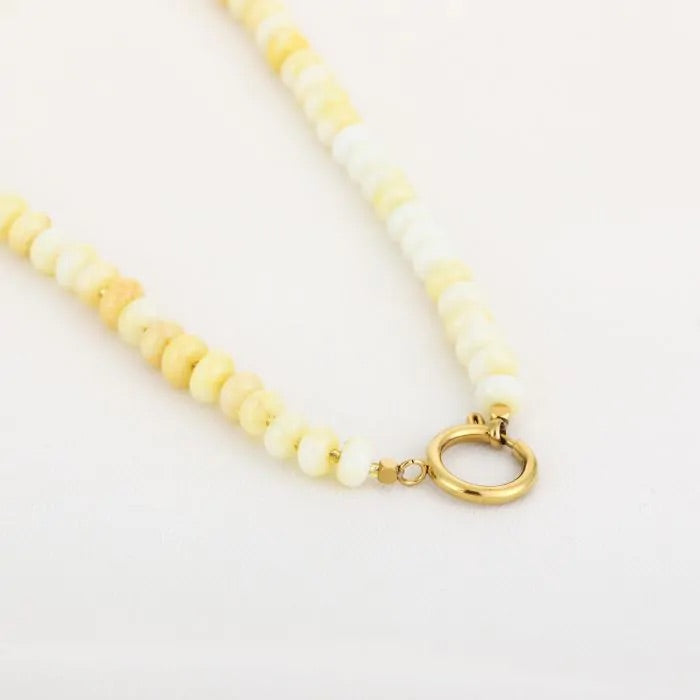 Gele kralen ketting
