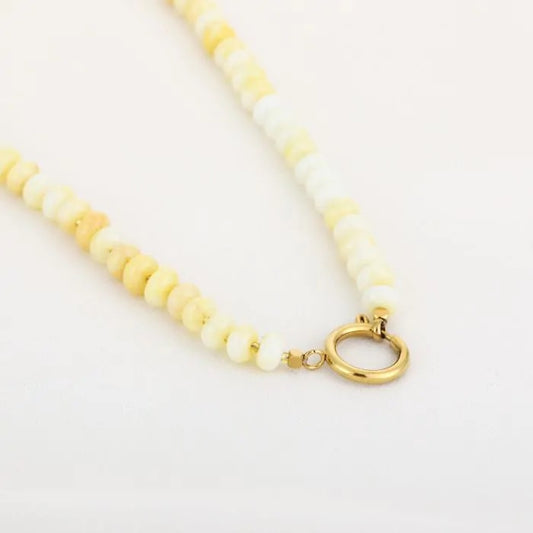 Gele kralen ketting