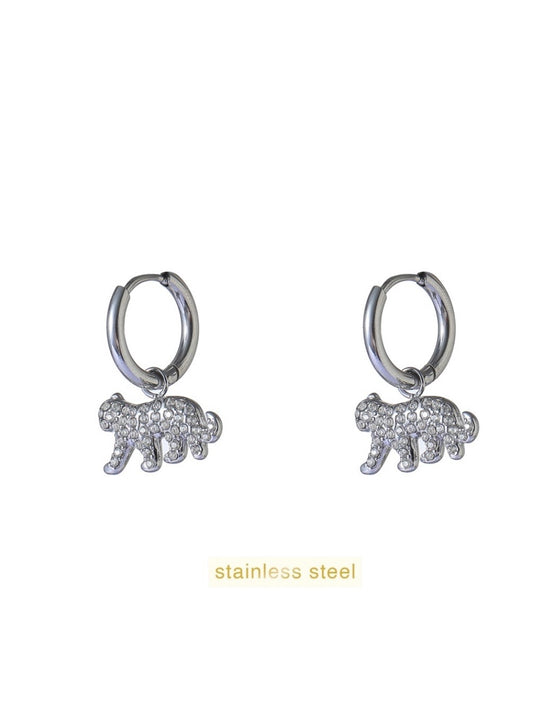 Day & Eve oorbellen panter met steentjes zilver