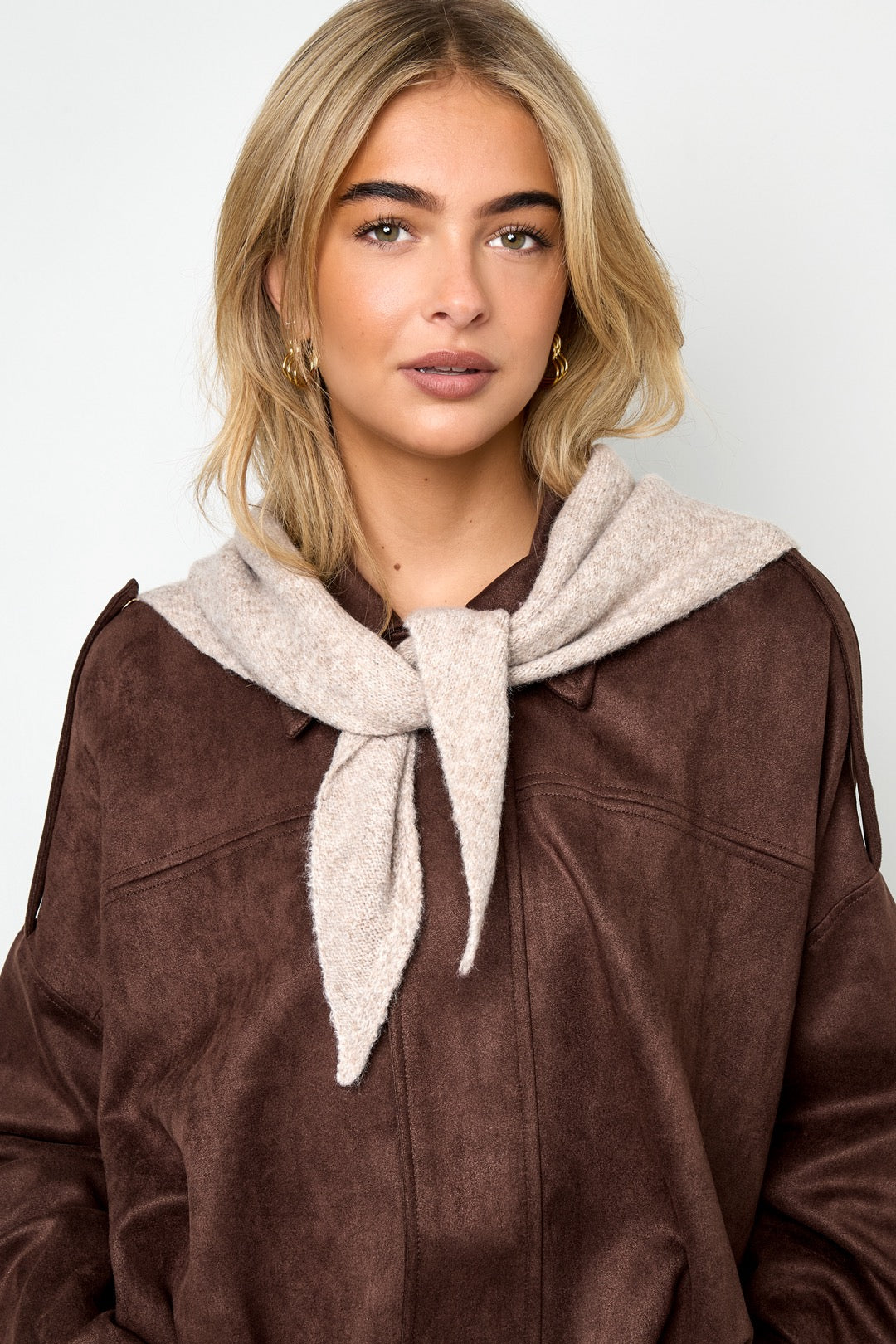 Wintersjaaltje effen bruin