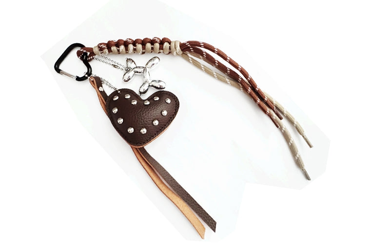 BAG CHARMS DARK CAMEL GEERTJE SLEUTELHANGER