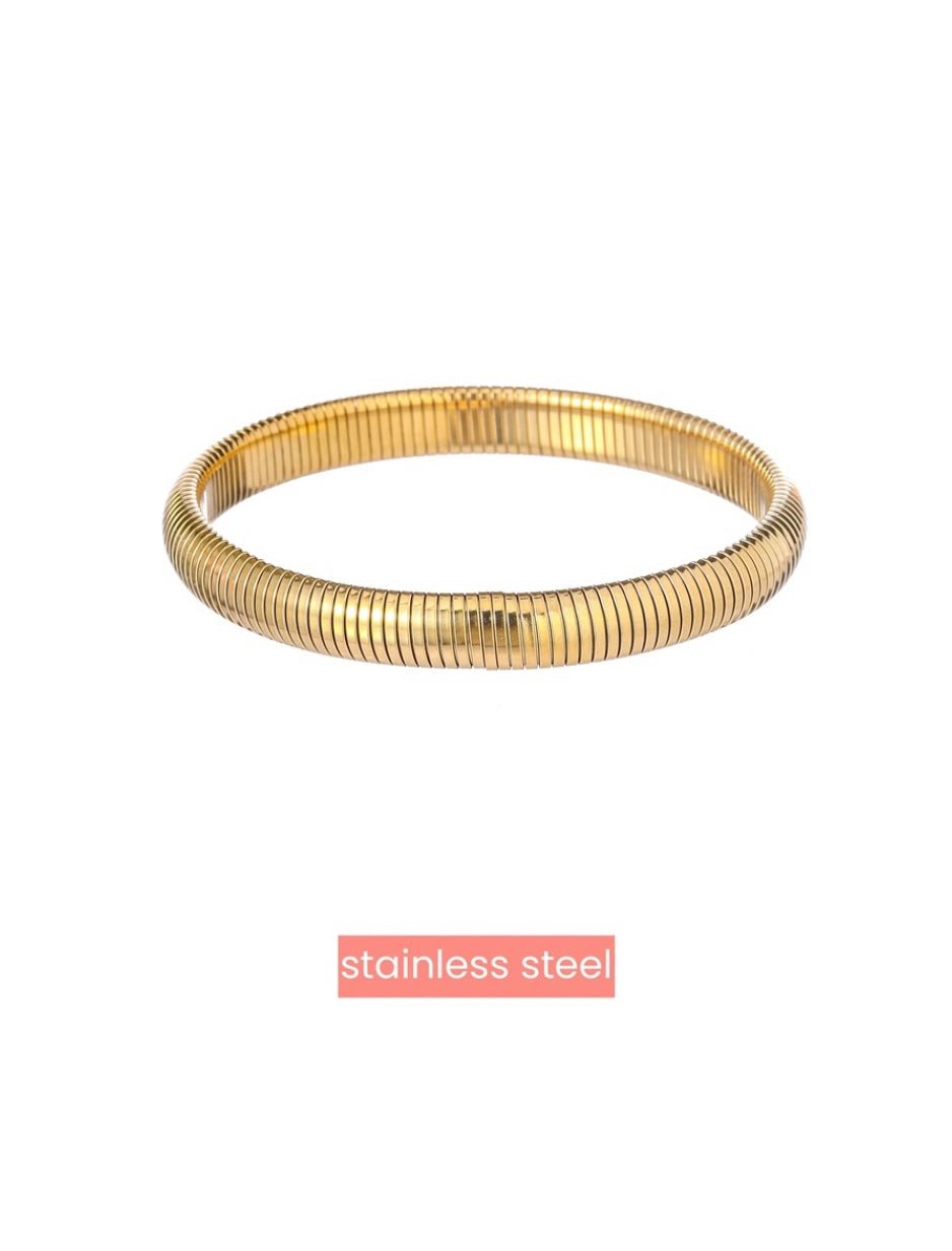 Spring bracelet goudkleur 8 mm - Sannes Sieraden